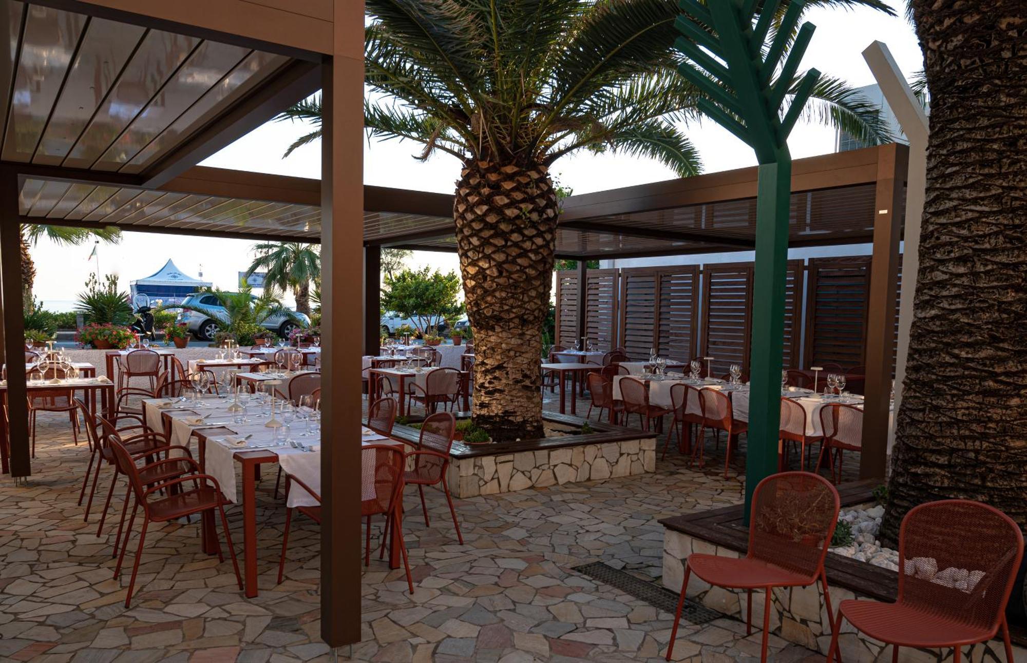 Hotel Garden Praia a Mare Exterior photo