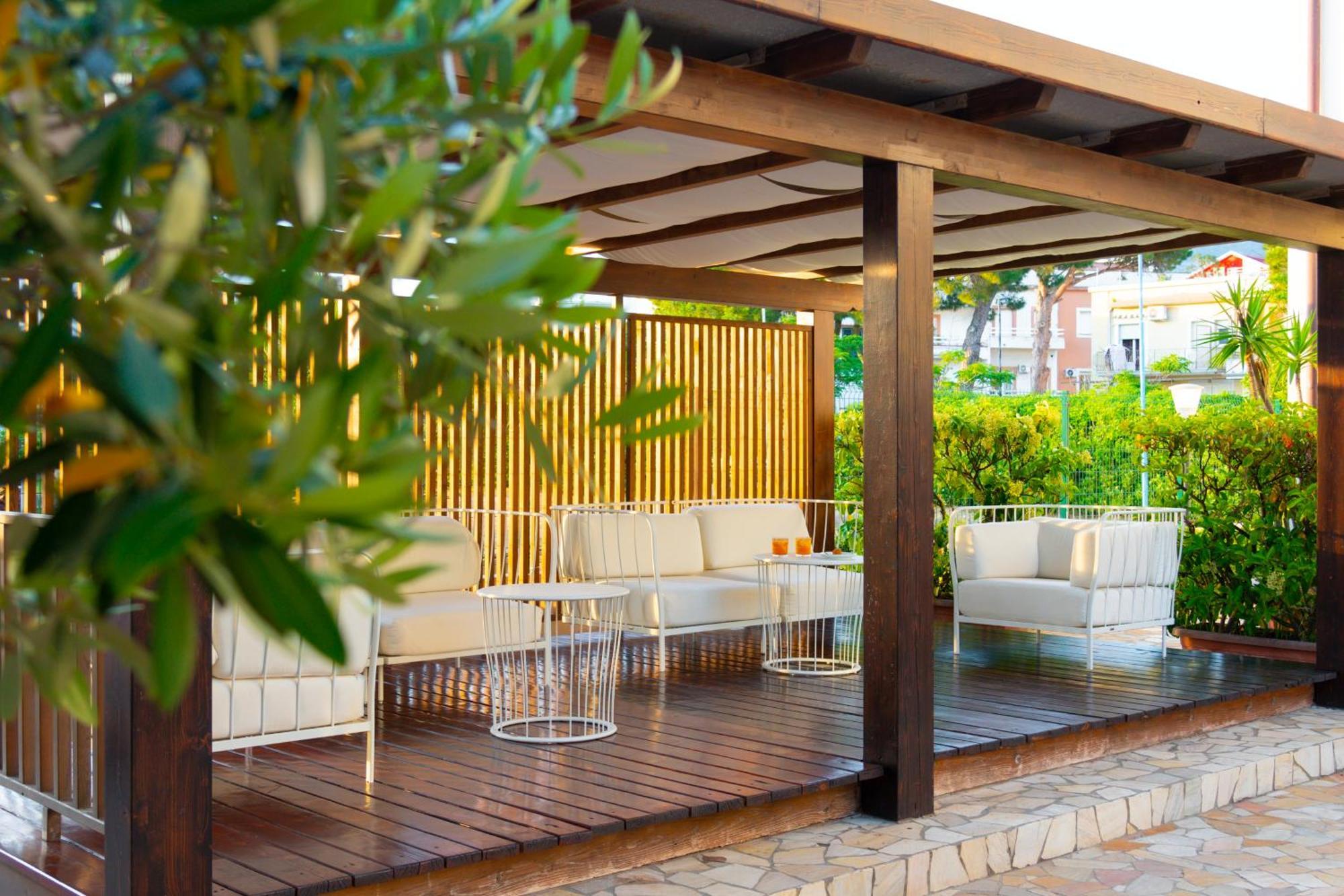 Hotel Garden Praia a Mare Exterior photo